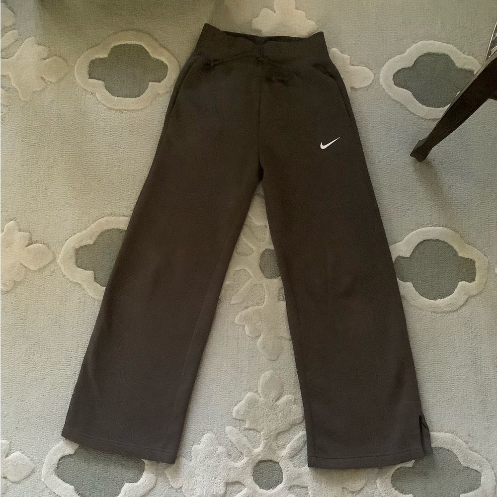 Nike phoenix wide legged sweatpants